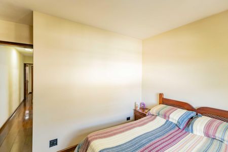 Casa de condomínio à venda com 110m², 3 quartos e 4 vagas Casa de condomínio à venda com 110m², 3 quartos e 4 vagasQuarto 3