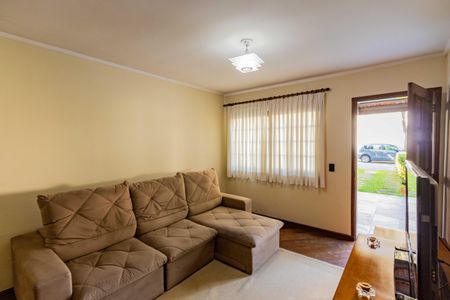 Casa de condomínio à venda com 110m², 3 quartos e 4 vagas Casa de condomínio à venda com 110m², 3 quartos e 4 vagasSala de estar