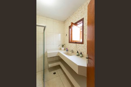 Casa de condomínio à venda com 110m², 3 quartos e 4 vagas Casa de condomínio à venda com 110m², 3 quartos e 4 vagasBanheiro da Suíte 1