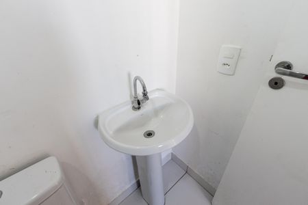 Apartamento para alugar com 43m², 2 quartos e sem vagaBanheiro