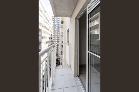 Apartamento para alugar com 43m², 2 quartos e sem vagaVaranda