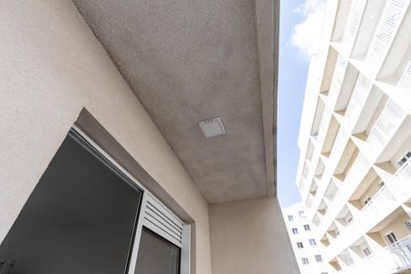 Apartamento para alugar com 43m², 2 quartos e sem vagaVaranda