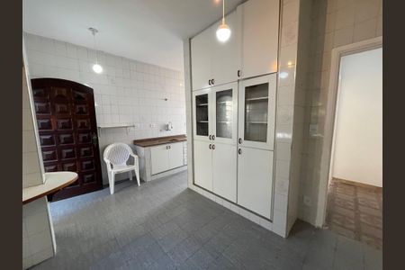 Casa à venda com 135m², 2 quartos e 1 vagaCozinha