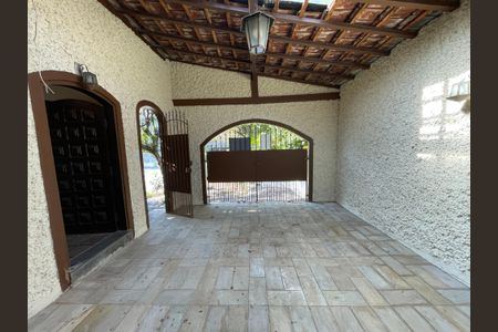 Casa à venda com 135m², 2 quartos e 1 vagaGaragem