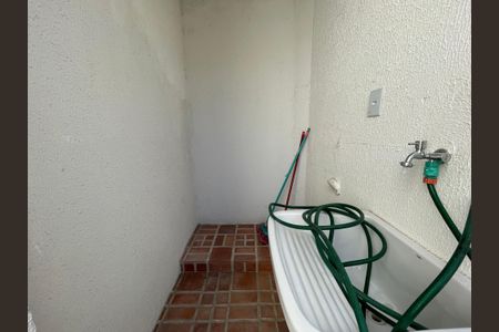Casa à venda com 135m², 2 quartos e 1 vagaÁrea de Serviço