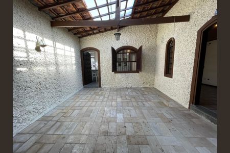 Casa à venda com 135m², 2 quartos e 1 vagaGaragem