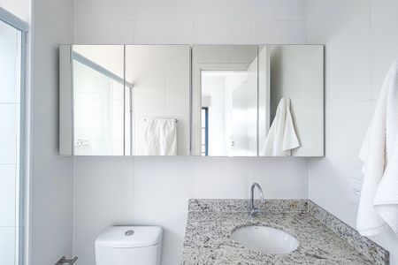 Apartamento para alugar com 24m², 1 quarto e sem vaga Apartamento para alugar com 24m², 1 quarto e sem vagaBanheiro social