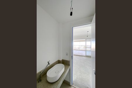 Apartamento para alugar com 126m², 3 quartos e 2 vagas Apartamento para alugar com 126m², 3 quartos e 2 vagasBanheiro social