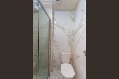 Apartamento à venda com 38m², 2 quartos e sem vaga Apartamento à venda com 38m², 2 quartos e sem vagaBanheiro
