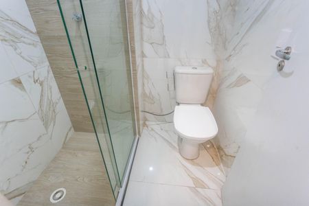 Apartamento à venda com 38m², 2 quartos e sem vaga Apartamento à venda com 38m², 2 quartos e sem vagaBanheiro