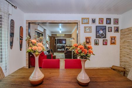 Sala de casa à venda com 3 quartos, 170m² em Passo das Pedras, Porto Alegre