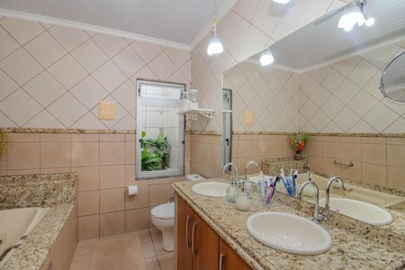 Casa à venda com 170m², 3 quartos e 3 vagasBanheiro Social