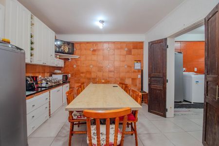 Casa à venda com 170m², 3 quartos e 3 vagasCozinha