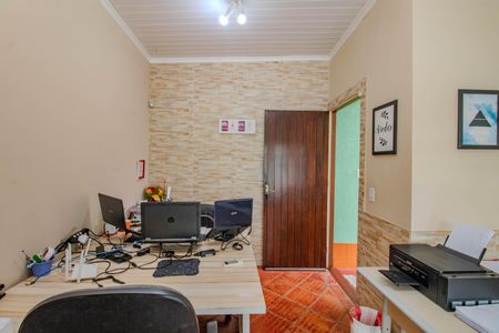 Escritório de casa à venda com 3 quartos, 170m² em Passo das Pedras, Porto Alegre