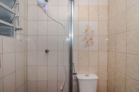Casa à venda com 170m², 3 quartos e 3 vagasBanheiro da Suíte