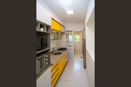 Apartamento à venda com 85m², 2 quartos e 2 vagasCozinha