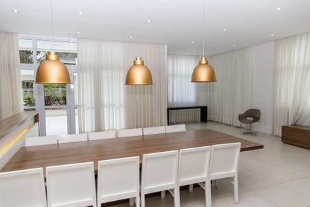 Apartamento à venda com 85m², 2 quartos e 2 vagasSalão de Festas