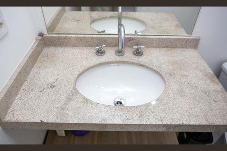 Apartamento à venda com 85m², 2 quartos e 2 vagasBanheiro da Suíte 2