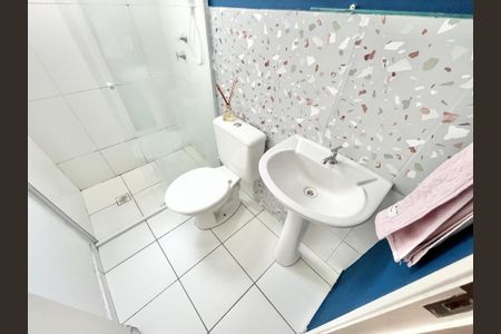 Apartamento para alugar com 45m², 2 quartos e 1 vaga Apartamento para alugar com 45m², 2 quartos e 1 vagaBanheiro