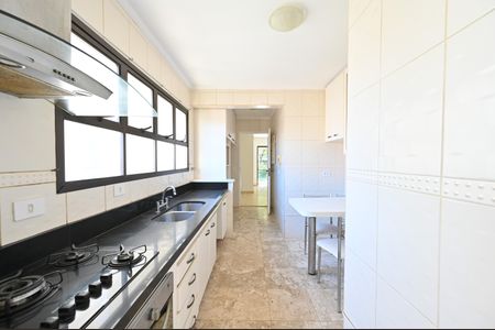 Apartamento para alugar com 95m², 3 quartos e 3 vagas