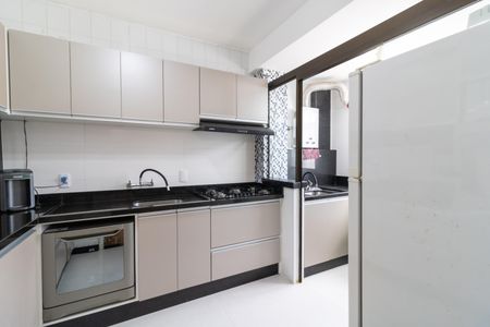 Apartamento à venda com 62m², 2 quartos e 1 vagaCozinha e Área de Serviço