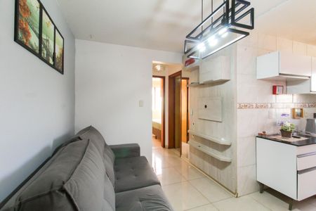 Sala de apartamento para alugar com 2 quartos, 42m² em Estância Velha, Canoas