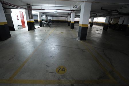 Apartamento para alugar com 68m², 2 quartos e 2 vagas