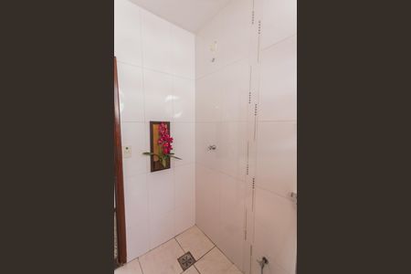 Apartamento à venda com 180m², 4 quartos e 2 vagas Apartamento à venda com 180m², 4 quartos e 2 vagasBanheiro Social