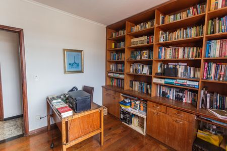 Apartamento à venda com 180m², 4 quartos e 2 vagas Apartamento à venda com 180m², 4 quartos e 2 vagasQuarto 4