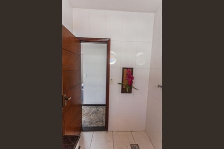 Apartamento à venda com 180m², 4 quartos e 2 vagas Apartamento à venda com 180m², 4 quartos e 2 vagasBanheiro Social