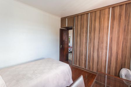 Apartamento à venda com 180m², 4 quartos e 2 vagas Apartamento à venda com 180m², 4 quartos e 2 vagasSuíte 2