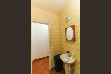 Casa à venda com 75m², 1 quarto e 6 vagasBanheiro