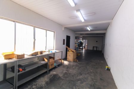 Sala/Cozinha de casa para alugar com 3 quartos, 290m² em Vila Bertioga, São Paulo