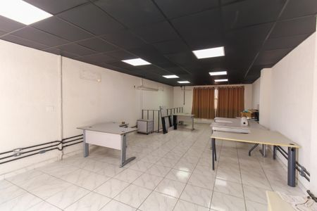 Quarto 1 de casa para alugar com 3 quartos, 290m² em Vila Bertioga, São Paulo