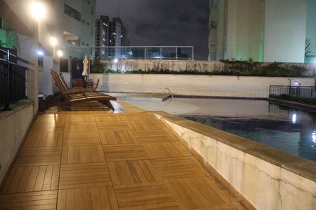 Apartamento para alugar com 69m², 2 quartos e 2 vagasÁrea comum - Piscina