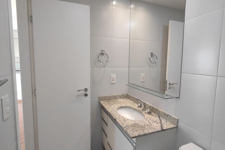 Apartamento para alugar com 69m², 2 quartos e 2 vagasBanheiro da Suíte