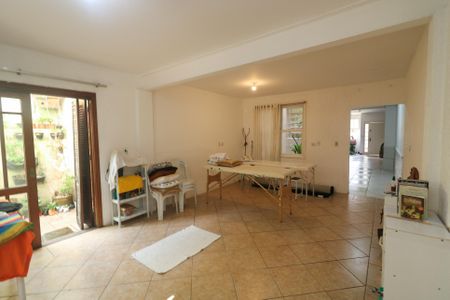 Sala 2 de casa para alugar com 4 quartos, 227m² em Azenha, Porto Alegre