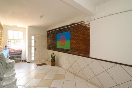 Sala 1 de casa para alugar com 4 quartos, 227m² em Azenha, Porto Alegre