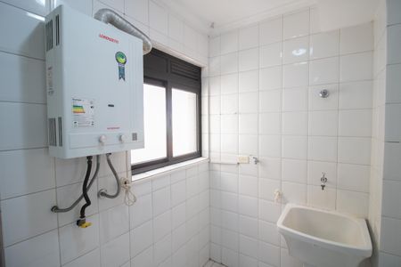 Apartamento à venda com 83m², 3 quartos e 2 vagas Apartamento à venda com 83m², 3 quartos e 2 vagasÁREA DE SERVIÇO