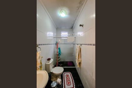 Casa à venda com 240m², 5 quartos e 3 vagasBanheiro da Suíte (Casa 2)
