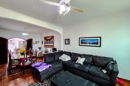 Casa à venda com 240m², 5 quartos e 3 vagasSala (Casa 2)