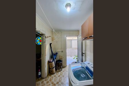 Casa à venda com 240m², 5 quartos e 3 vagasÁrea de Serviço