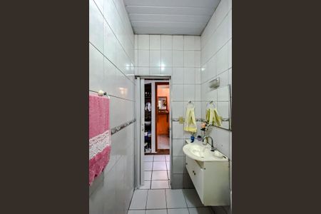 Casa à venda com 240m², 5 quartos e 3 vagasBanheiro (Casa 2)