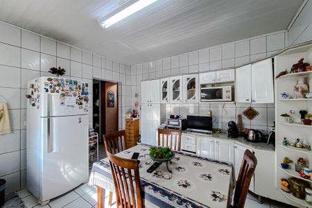Casa à venda com 240m², 5 quartos e 3 vagasCozinha (Casa 2)