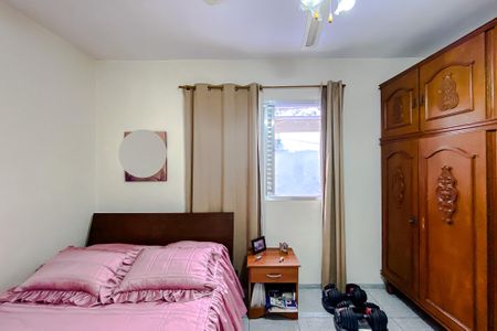 Casa à venda com 240m², 5 quartos e 3 vagasQuarto 2 (Casa 2)