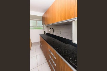 Cozinha de apartamento para alugar com 2 quartos, 56m² em Partenon, Porto Alegre