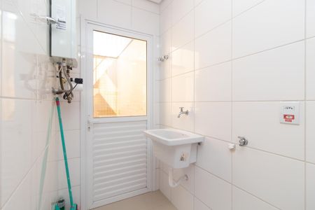 Casa de condomínio para alugar com 160m², 3 quartos e 2 vagas Casa de condomínio para alugar com 160m², 3 quartos e 2 vagasCozinha e Área de Serviço