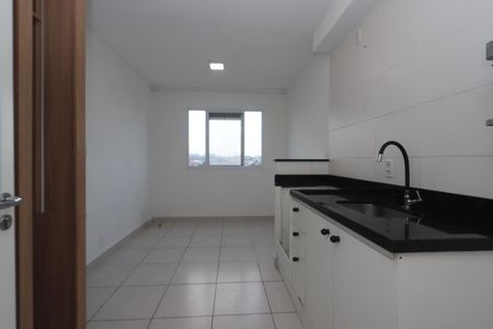 Sala de apartamento para alugar com 2 quartos, 32m² em Jardim Planalto, São Paulo