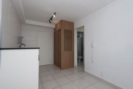 Sala de apartamento para alugar com 2 quartos, 32m² em Jardim Planalto, São Paulo