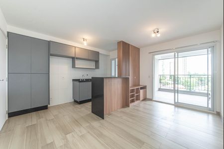 Sala de apartamento à venda com 2 quartos, 66m² em Santo Amaro, São Paulo
